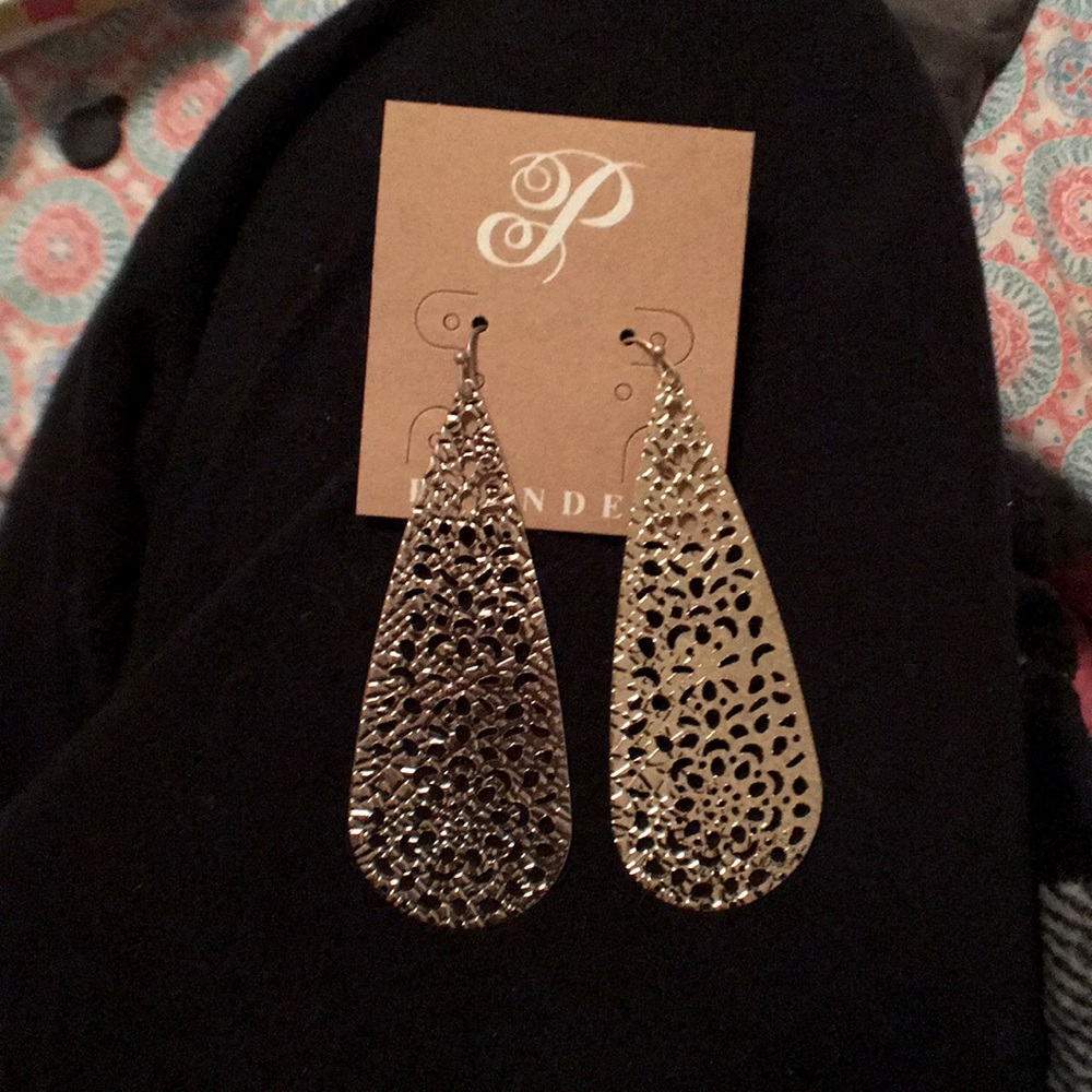 Ciara earrings